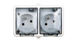 HYDRO Gniazdo hermetyczne podwójne z/u IP44 z klapką dymną białe 121436-40695