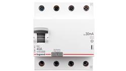 Wyłącznik różnicowoprądowy 4P 40A 0,03A typ AC P304 RX3 402063-20493