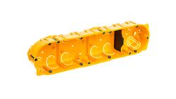 BATIBOX Puszka poczwórna przelotowa do karton-gipsu fi67x40mm 080044-27572