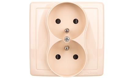 Simon Basic Gniazdo podwójne z/u kompletne z przesłonami beż BMGZ2Z/12-44084