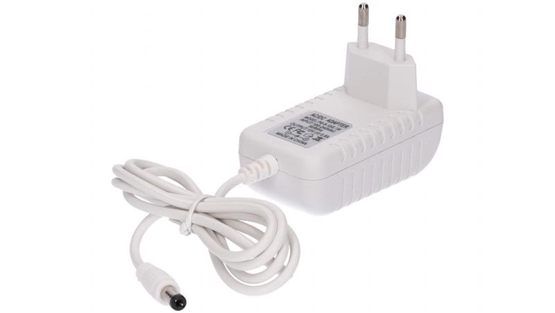 Zasilacz led gniazdkowy 12V 6W 5.5/2.1 biały-50641