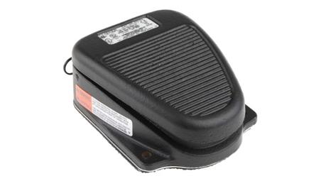 Przełącznik nożny Clipper IP20 Konstrukcja o średniej wytrzymałości Zatrzaskowy Żeliwo, SP-CO 20 A przy 125 V AC 250V-18566