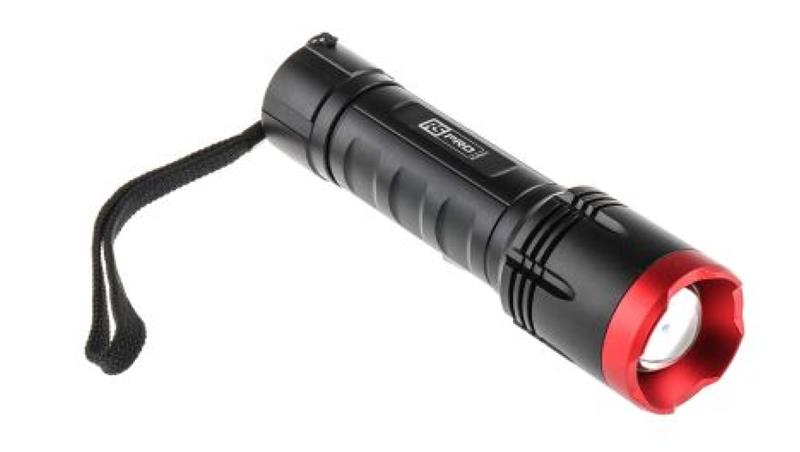 Latarka LED zasięg 200 m, jasność 1400 lm RS PRO 436g Nie-46355 Latarka LED zasięg 200 m, jasność 1400 lm RS PRO 436g Nie-46355