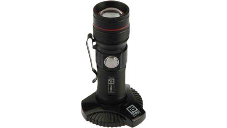 Latarka LED akumulatorowa zasięg 100 m, jasność 300 lm RS PRO 94g Nie-46346
