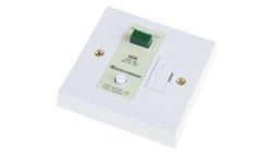 Gniazda i łączniki linii odgałęźnej 13A Montaż wpuszczany-44685