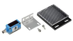 Czujniki fotoelektryczne Retrorefleksyjny NPN w obudowie prostokątnej zakres 7.2 m IP67-8713