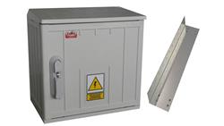 Rozdzielnica elektryczna, obudowa termoutwardzalna z kątownikami typ OZ 40x40 95-308-68156