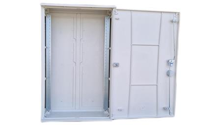 Rozdzielnica elektryczna, obudowa termoutwardzalna z kątownikami typ OZ 53x80 99-327-68157
