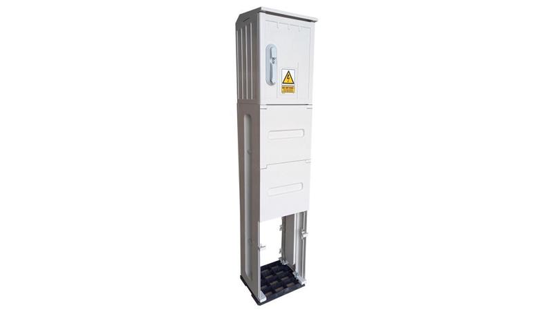 RT 26x40/F Obudowa termoutwardzalna z fundamentem 26x40 IP 44 rozdzielnia elektryczna złącze kablowe-63358