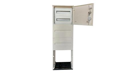 RT 40x40 TH/F Obudowa termoutwardzalna z fundamentem 40x40 2x16 modułów IP 44 rozdzielnia elektryczna złącze kablowe-63352