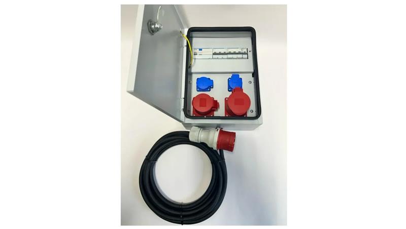 IP54 Metalowa rozdzielnica elektryczna CEE 32A 16A 2x230V z bezpiecznikami HAGER FI z kablem 5m 94H-5-70068