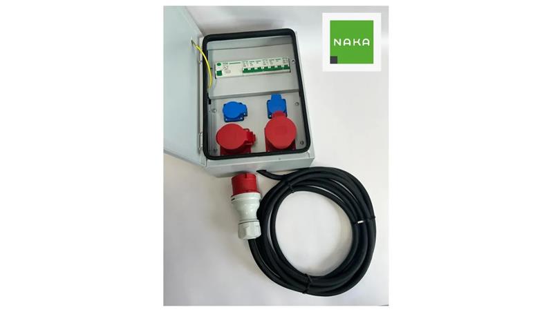 IP54 Metalowa rozdzielnica ścienna CEE 32A 16A 2x230V z bezpiecznikami FI z kablem 5m 94V-5-70069 IP54 Metalowa rozdzielnica ścienna CEE 32A 16A 2x230V z bezpiecznikami FI z kablem 5m 94V-5-70069