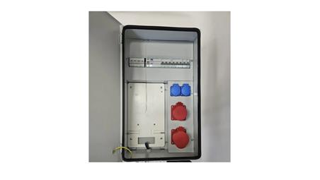 IP54 Metalowa rozdzielnica ścienna CEE 32A 16A 2x230V z bezpiecznikami HAGER FI/ RB4-70088