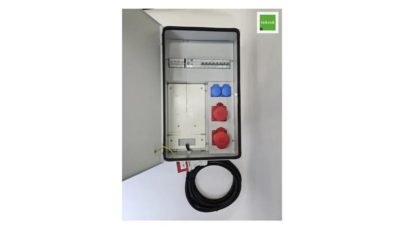 IP54 Metalowa rozdzielnica ścienna CEE 32A 16A 2x230V z bezpiecznikami HAGER FI z kablem 5m RB4-70086 IP54 Metalowa rozdzielnica ścienna CEE 32A 16A 2x230V z bezpiecznikami HAGER FI z kablem 5m RB4-70086