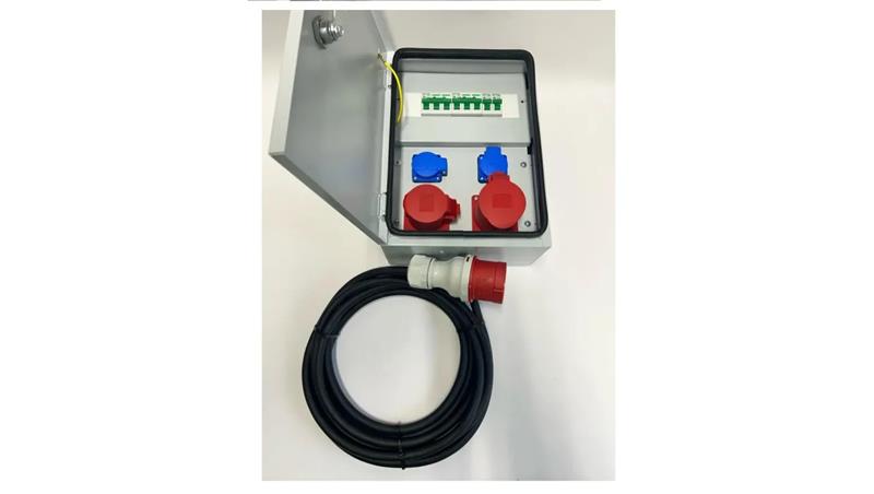 IP54 Metalowa rozdzielnica ścienna CEE 32A 16A 2x230V z bezpiecznikami Kabel 5m 94V-7-70095