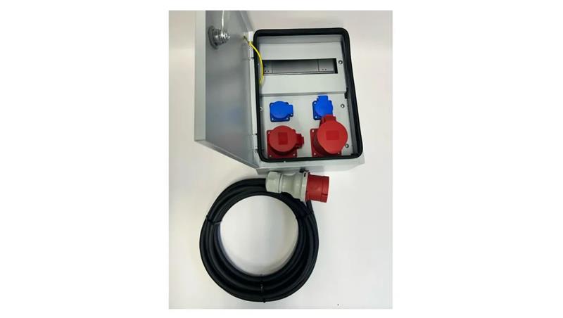 IP54 Metalowa rozdzielnica ścienna CEE 32A 16A 2x230V z kablem 5m 94V-4-70081