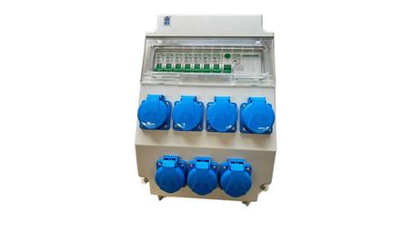 Rozdzielnica elektryczna 7x 230V z bezpiecznikami FI / 7x 230V 3 fazy 95V-1-70090