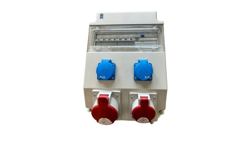 Rozdzielnica elektryczna CEE 32A 16A 2x 230V z bezpiecznikami HAGER FI 96H-3-70105