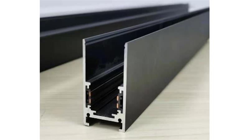 Szynoprzewód magnetyczny natynkowa czarna 2,0m-87061