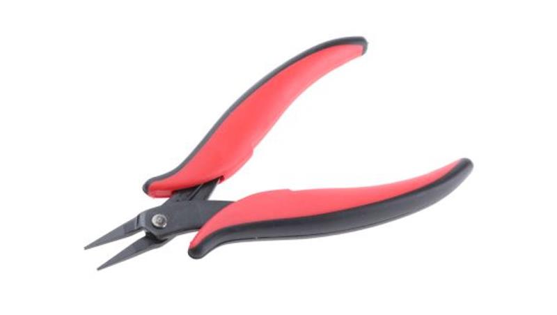 Szczypce, 140 mm, materiał: Stal, RS PRO-113837 Szczypce, 140 mm, materiał: Stal, RS PRO-113837