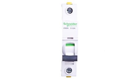 Wyłącznik nadprądowy 1P D 32A 6kA AC iC60N-D32 A9F05132-17455