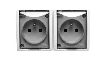 Simon Aquarius Gniazdo hermetyczne podwójne z/u IP54 z i przesłoną torów i klapką transparentną białe AQGZ1-2z/11a-40768